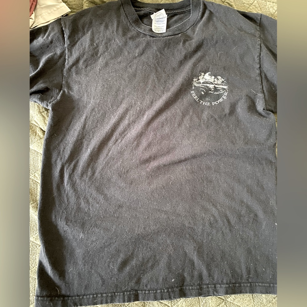 Vintage feel the power graphic tee
